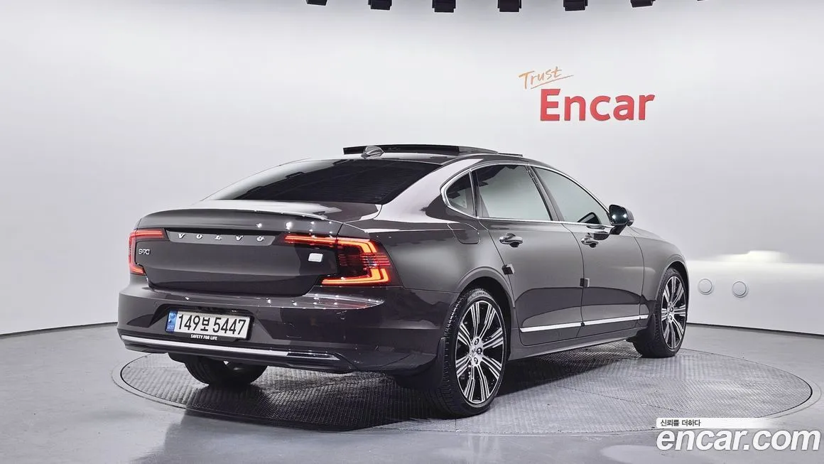 Volvo S90 — фото 8