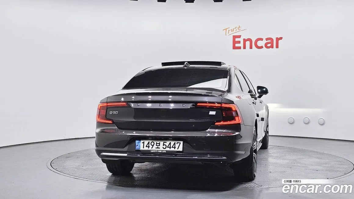 Volvo S90 — фото 3