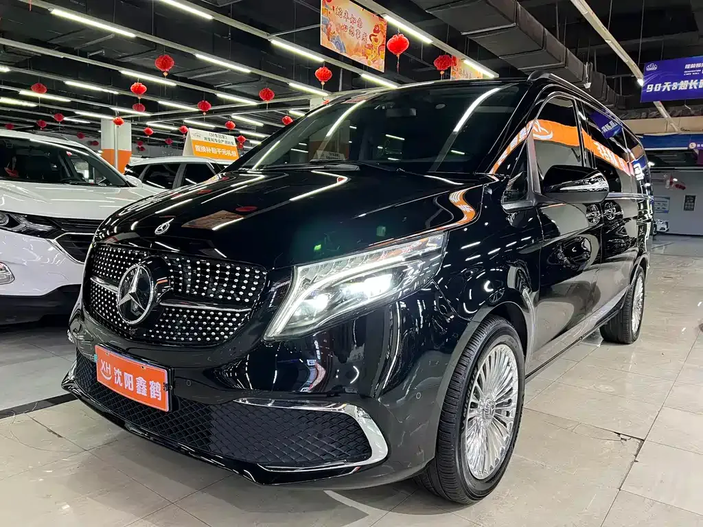 Mercedes-Benz V-Class — фото 4