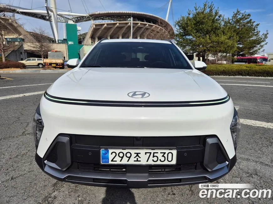 Hyundai Kona — фото 1