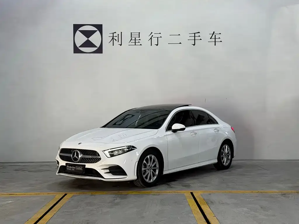 Mercedes-Benz A-Class — фото 1