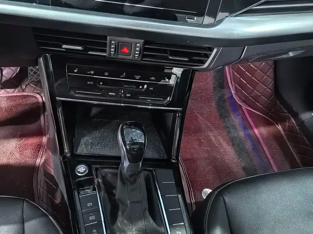 Volkswagen Passat — фото 4