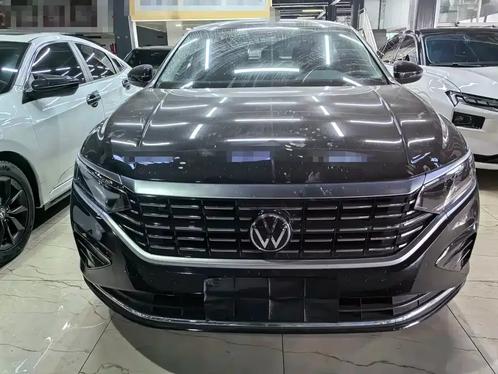 Volkswagen Passat — фото 7