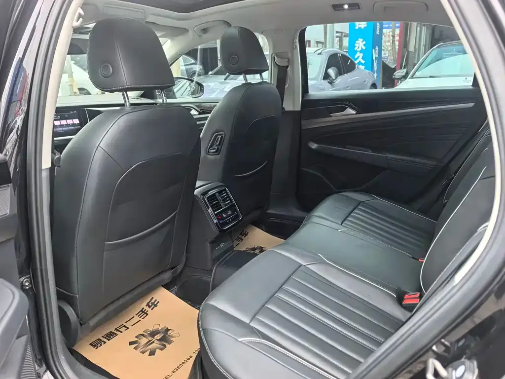 Volkswagen Passat — фото 5