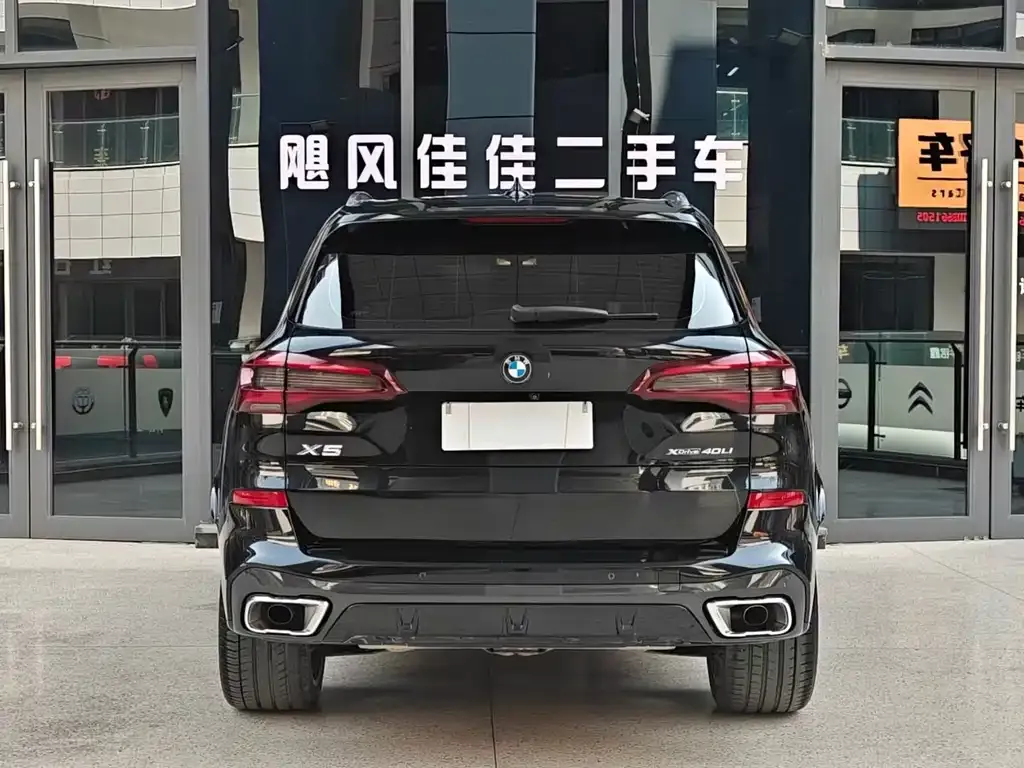 BMW X5 — фото 9