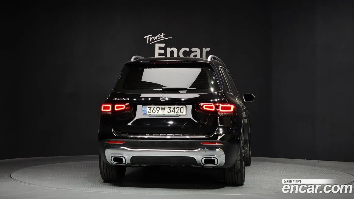 Mercedes-Benz GLB-Class — фото 5