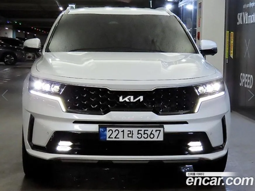 Kia Sorento — фото 8