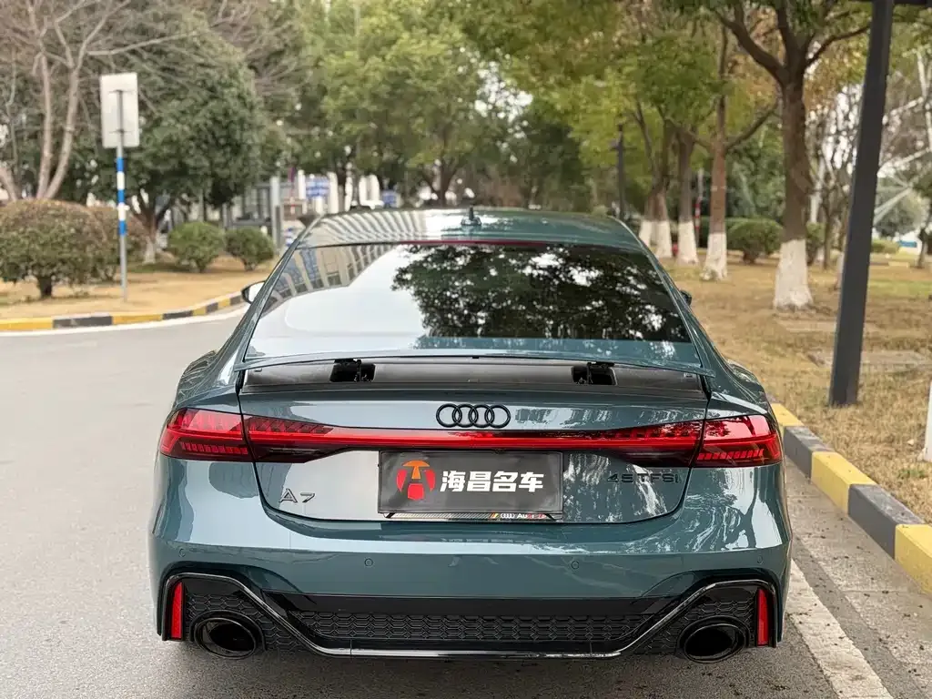Audi A7 — фото 2
