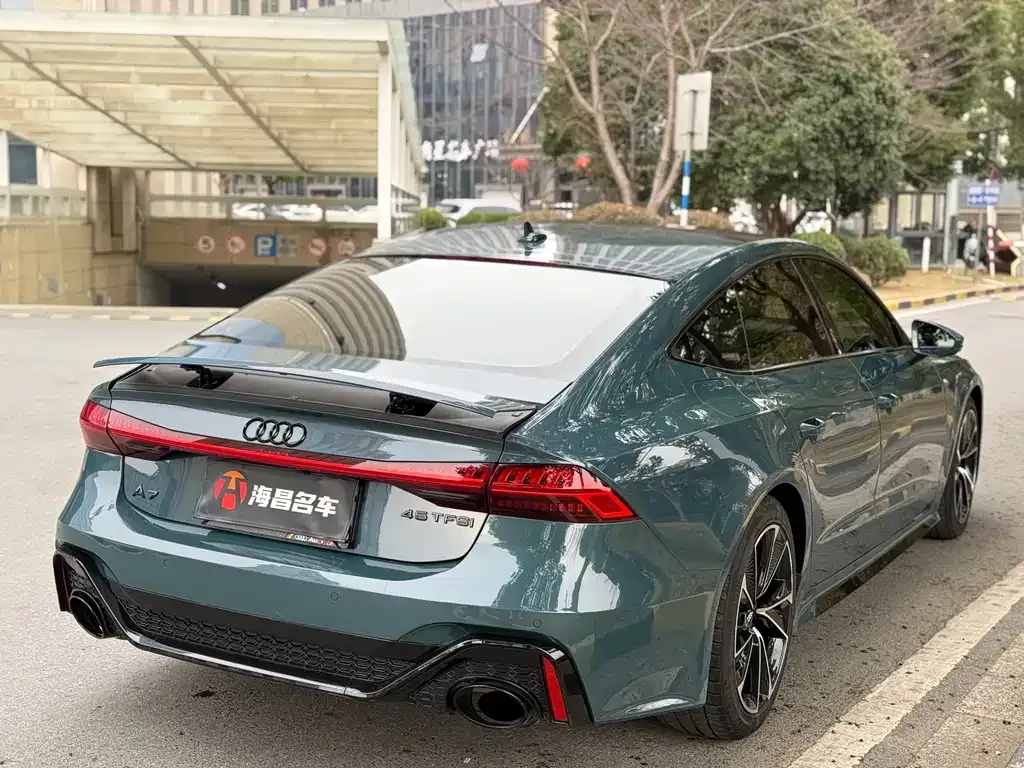 Audi A7 — фото 5
