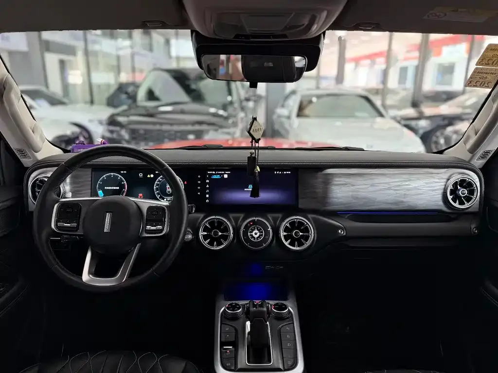 Tank 300 — фото 9