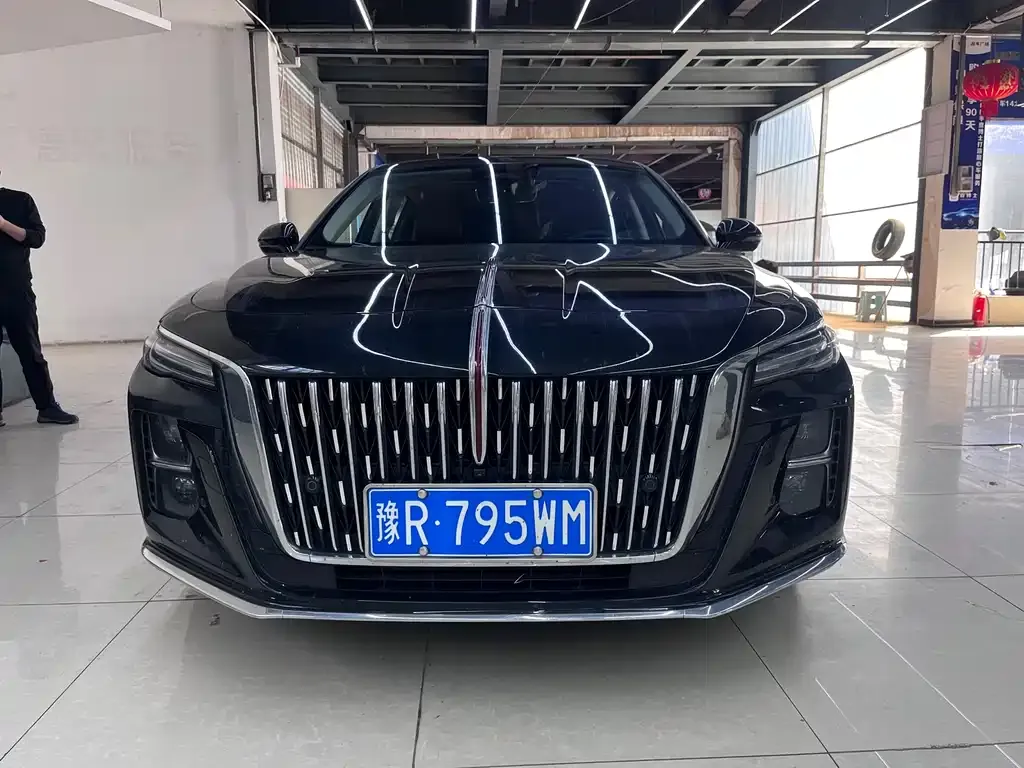 Hongqi H5 — фото 3