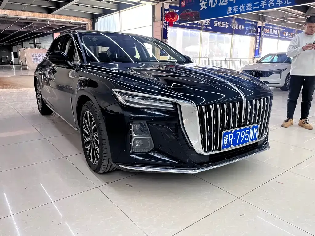 Hongqi H5 — фото 4