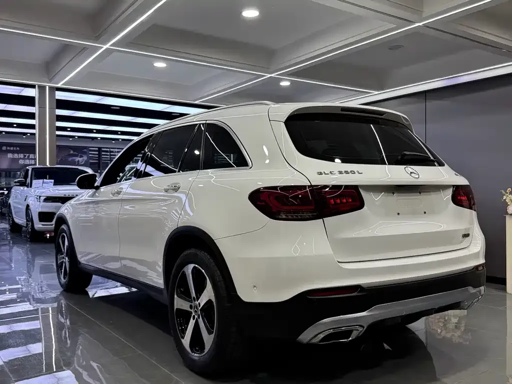 Mercedes-Benz GLC — фото 8