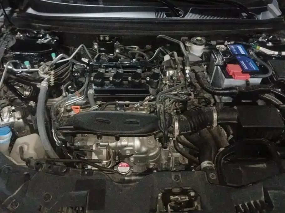 Honda Accord — фото 10