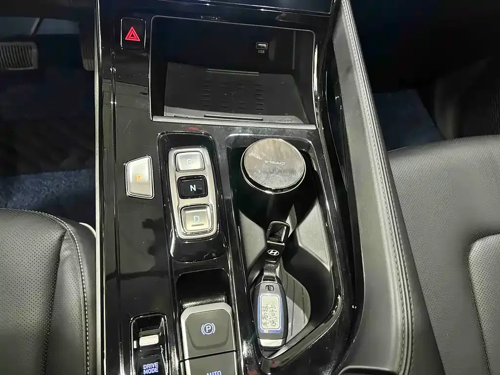 Hyundai Custo — фото 8