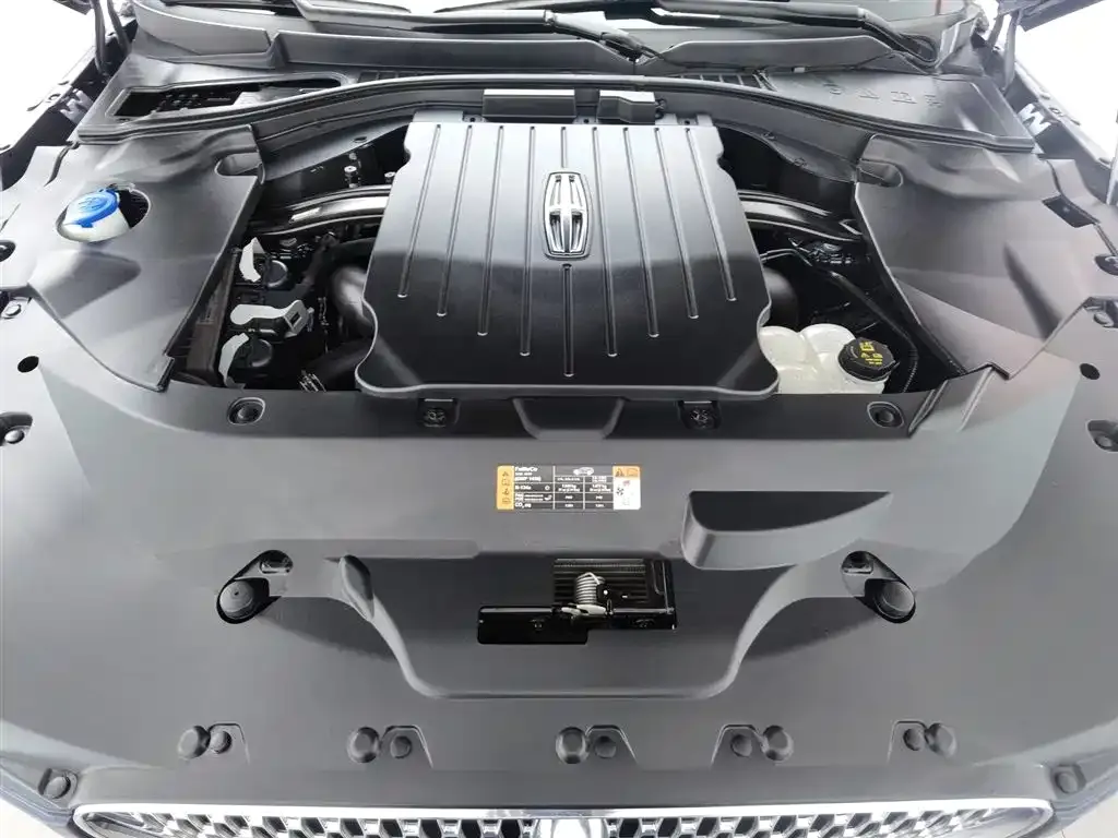 Lincoln Aviator — фото 10