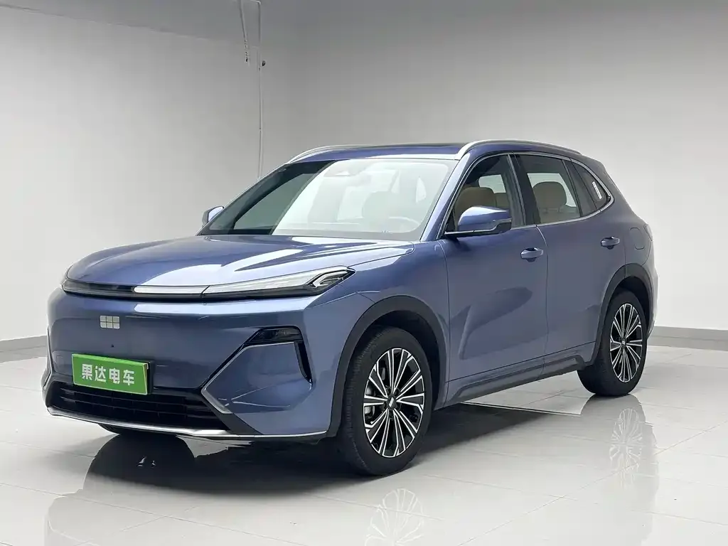 Geely 银河星舰7 — фото 1
