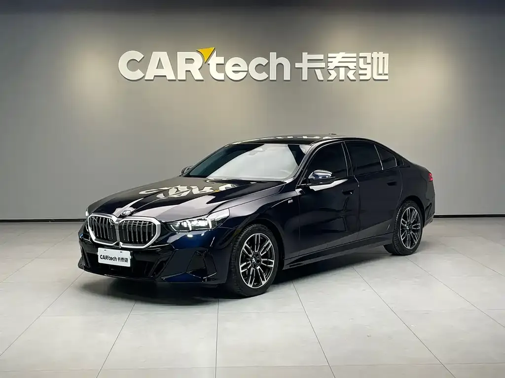 BMW 5 Series (Import) — фото 1