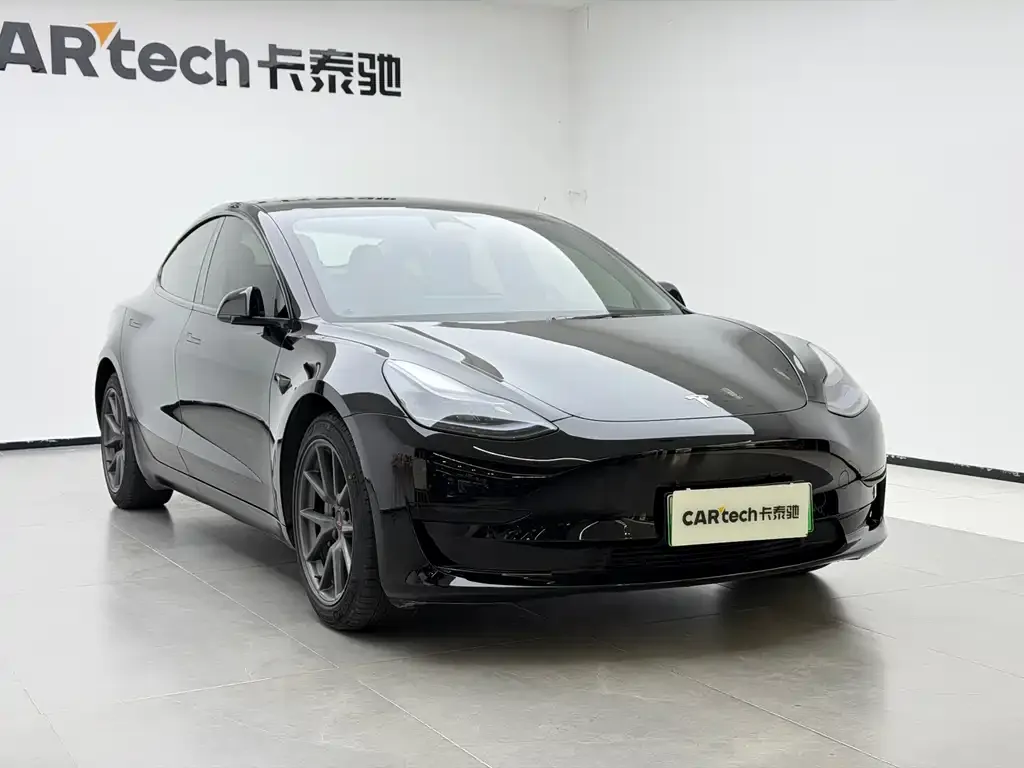 Tesla Model 3 — фото 6