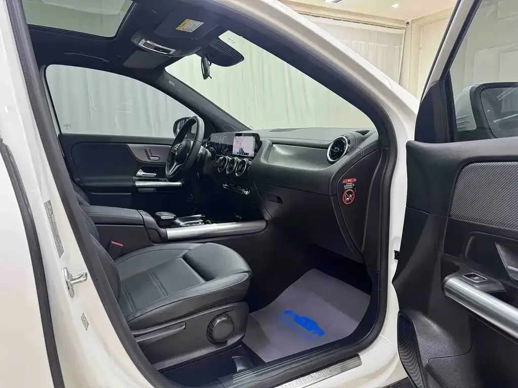 Mercedes-Benz GLA — фото 4