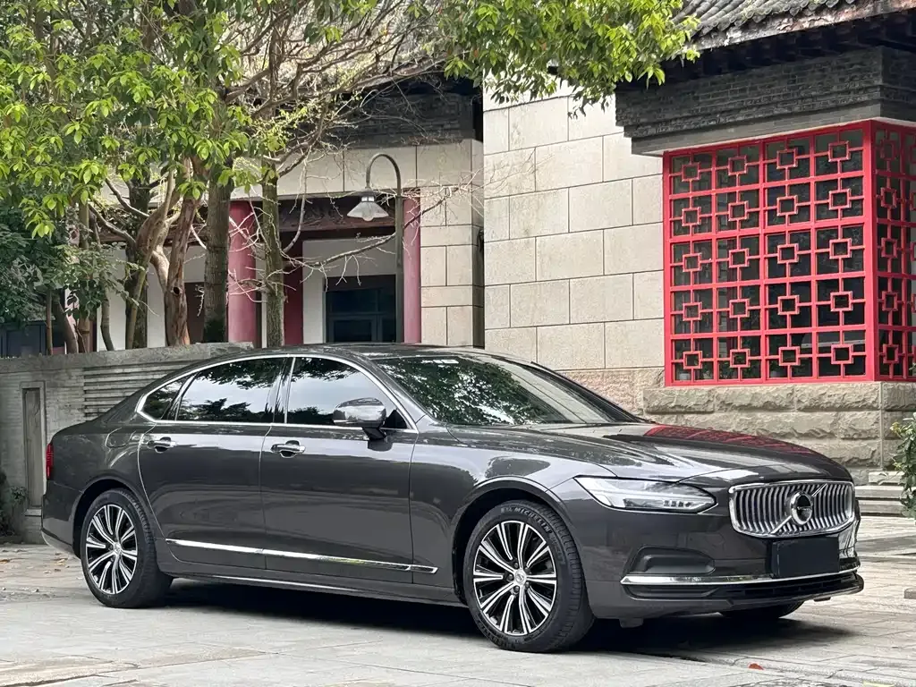 Volvo S90 — фото 9