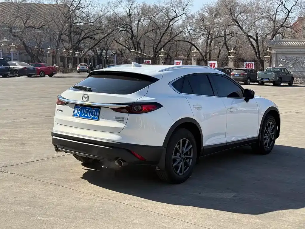 Mazda CX-4 — фото 10