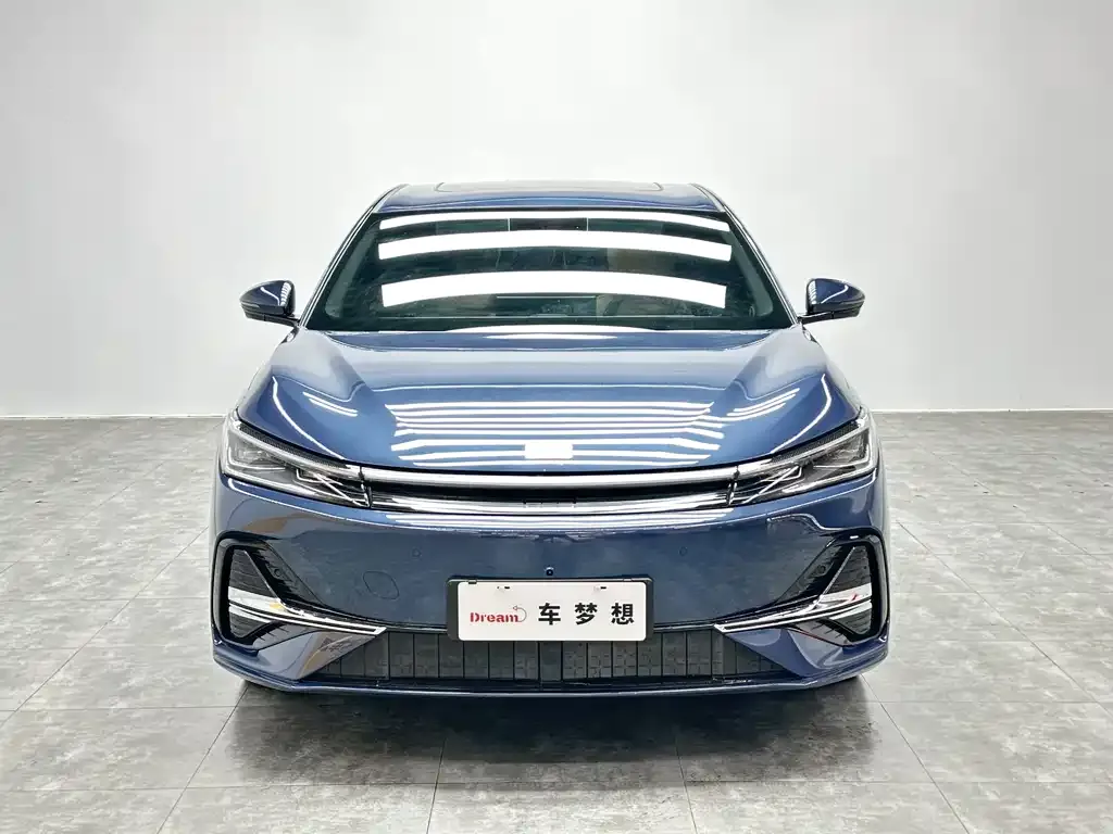Geely Galaxy A7 — фото 5