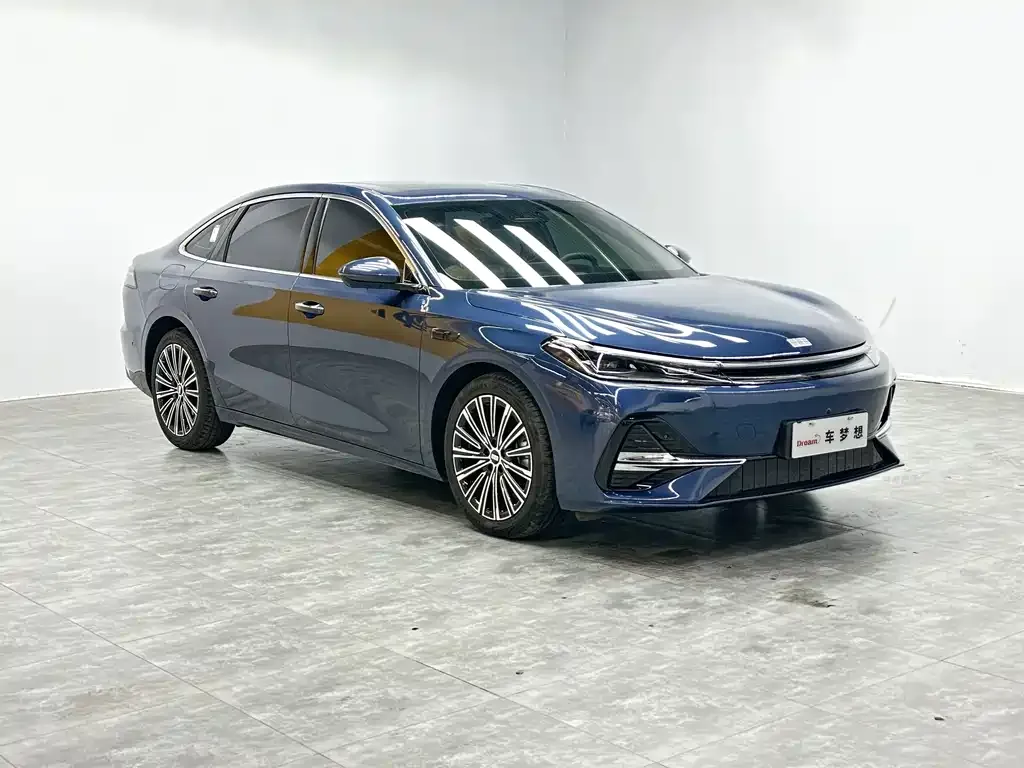 Geely Galaxy A7 — фото 8
