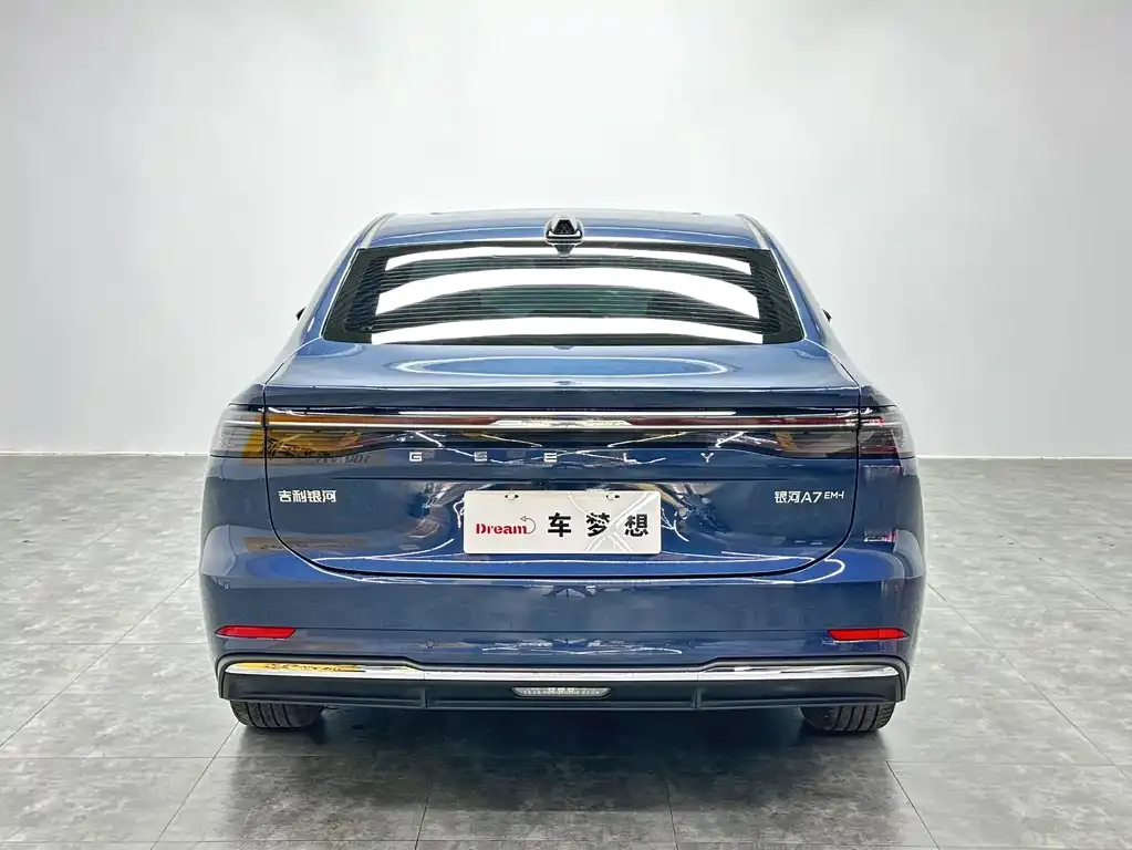 Geely Galaxy A7 — фото 2