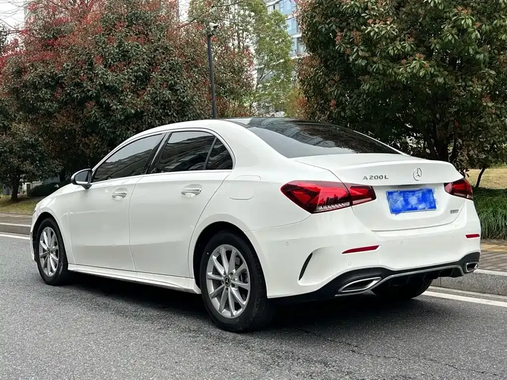 Mercedes-Benz A-Class — фото 10