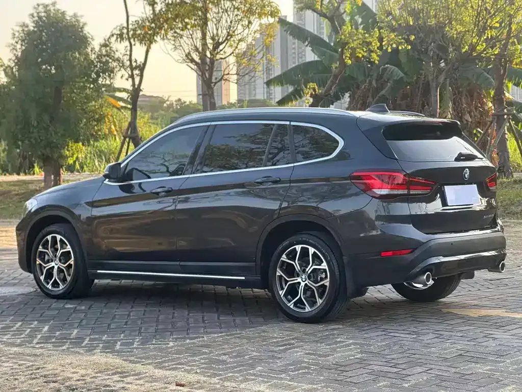 BMW X1 — фото 2