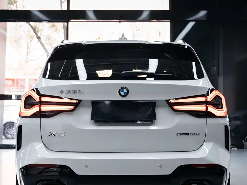 BMW X3 — фото 9