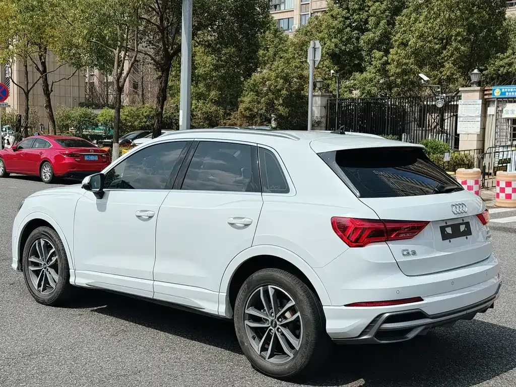 Audi Q3 — фото 3