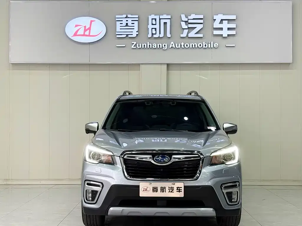 Subaru Forester — фото 4