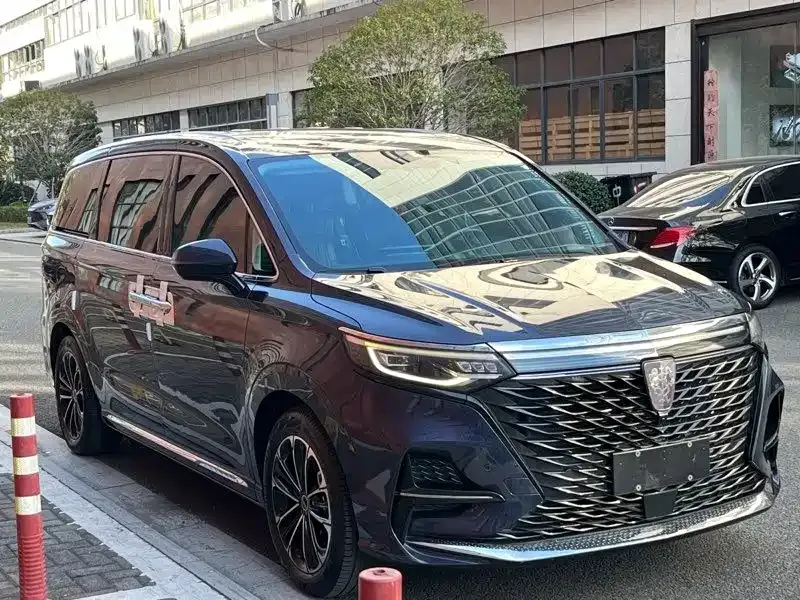 Roewe iMAX8 — фото 8