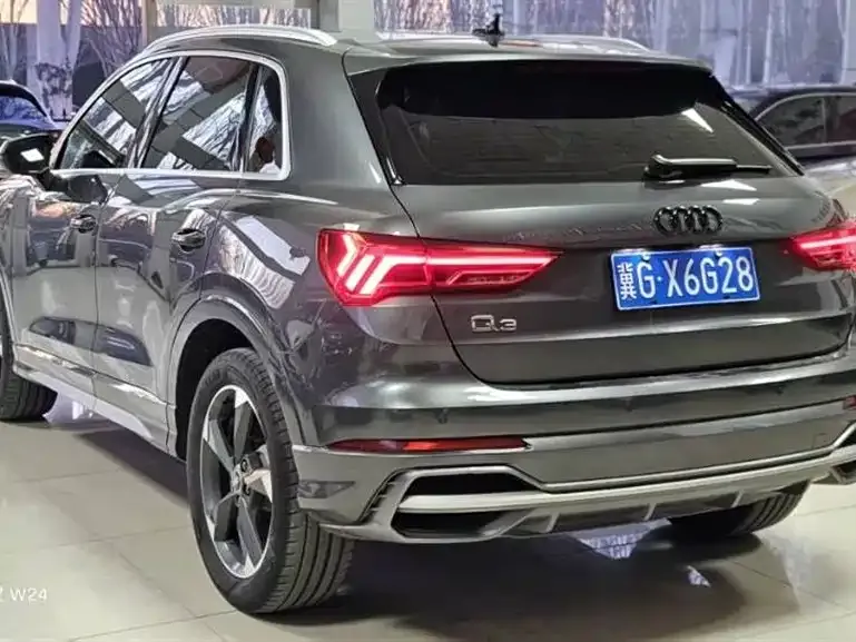 Audi Q3 — фото 6