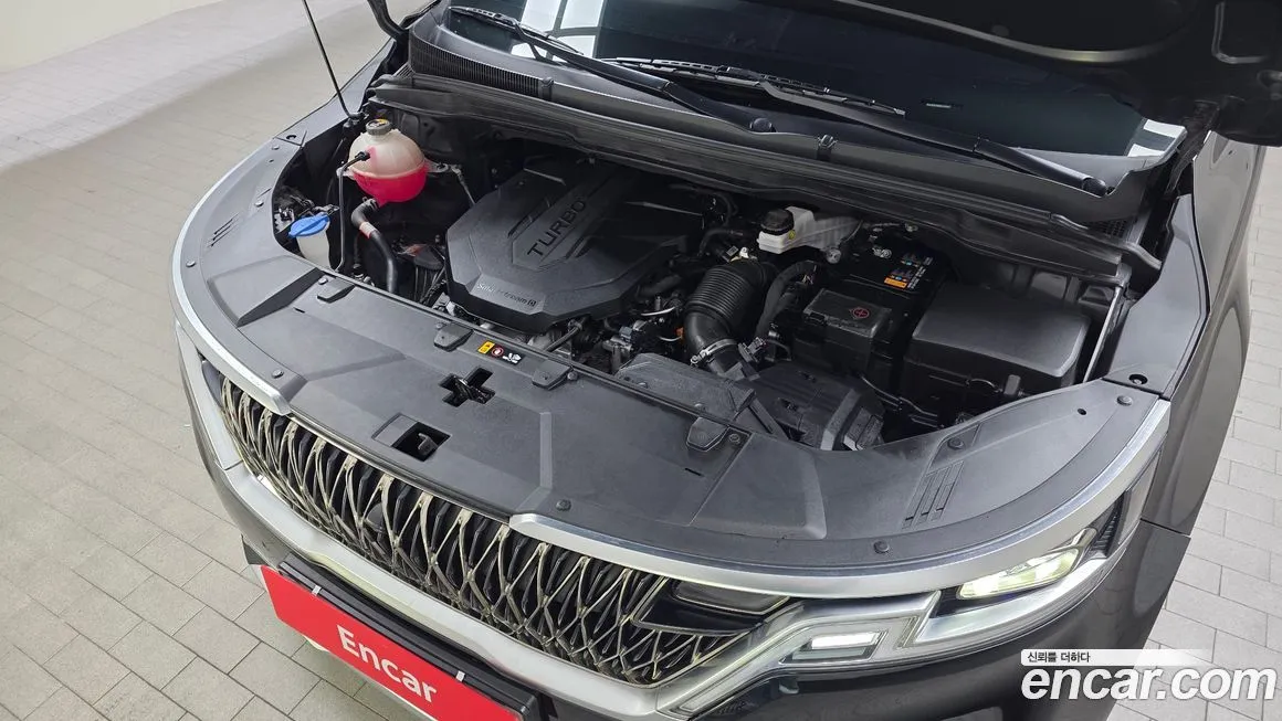 Kia Carnival — фото 10