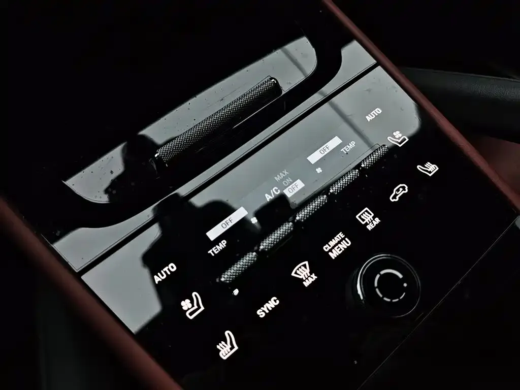 Porsche Cayenne — фото 6