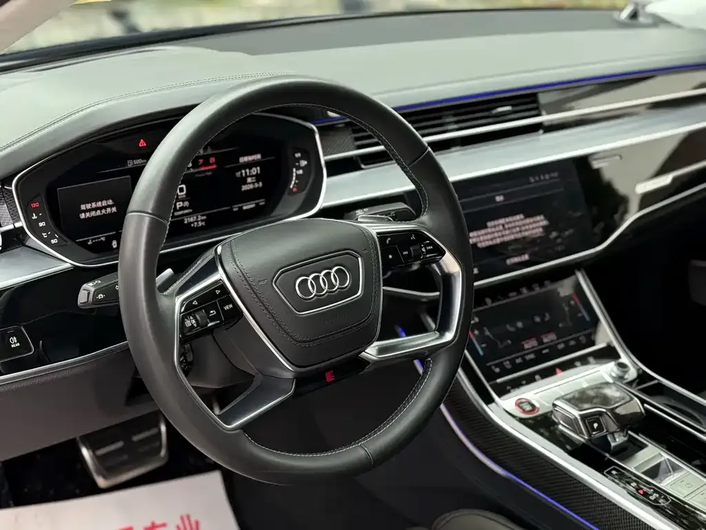 Audi S8 — фото 3