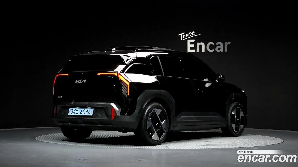 Kia EV3 — фото 2