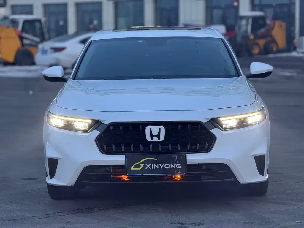 Honda Inspire — фото 1