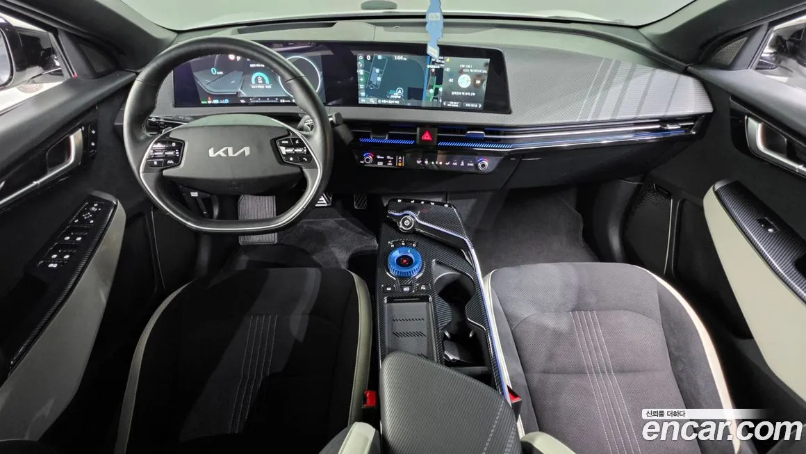 Kia EV6 — фото 6