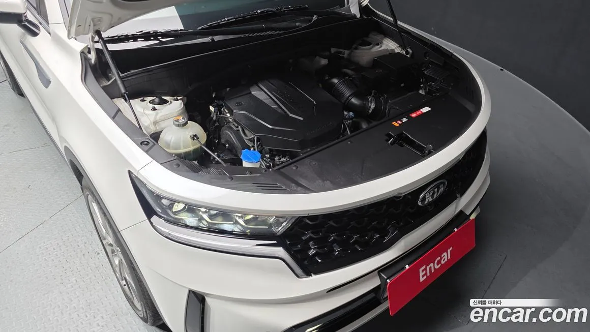Kia Sorento — фото 7