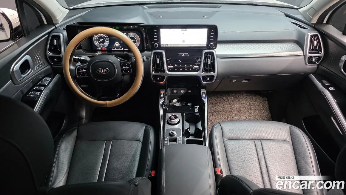 Kia Sorento — фото 8