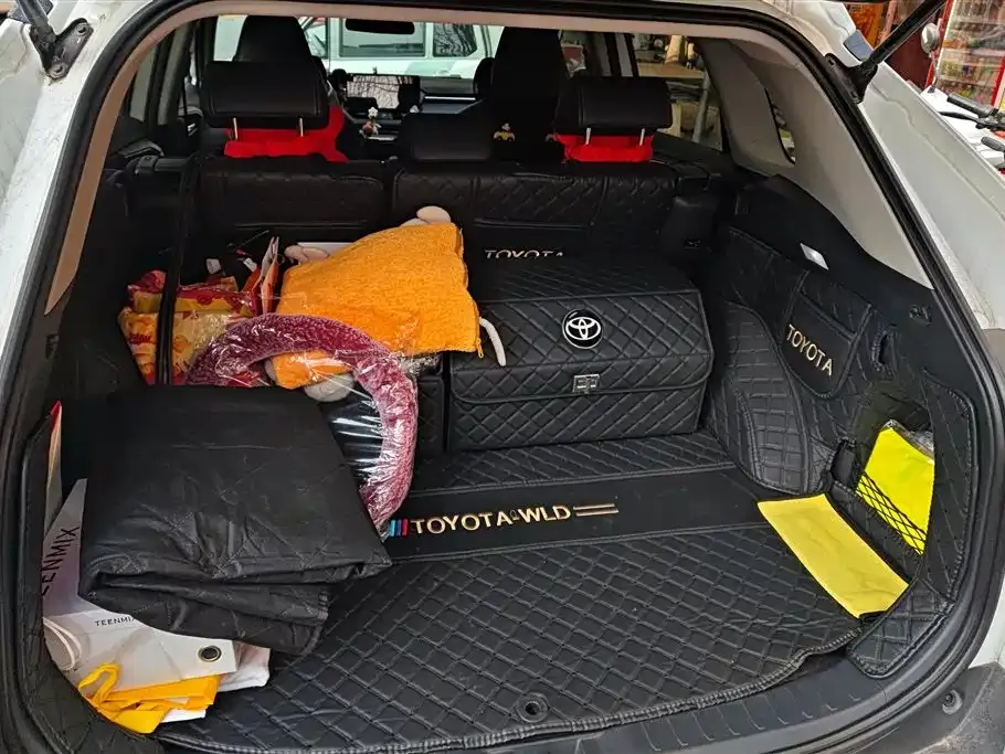Toyota Wildlander — фото 10