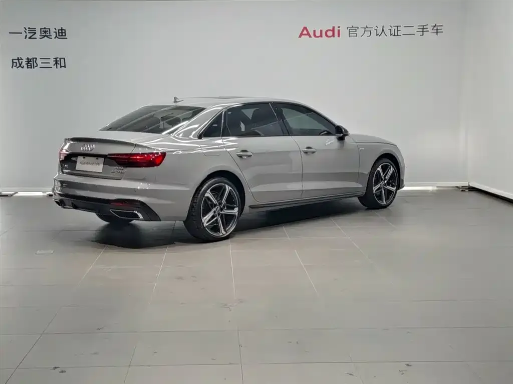Audi A4L — фото 5