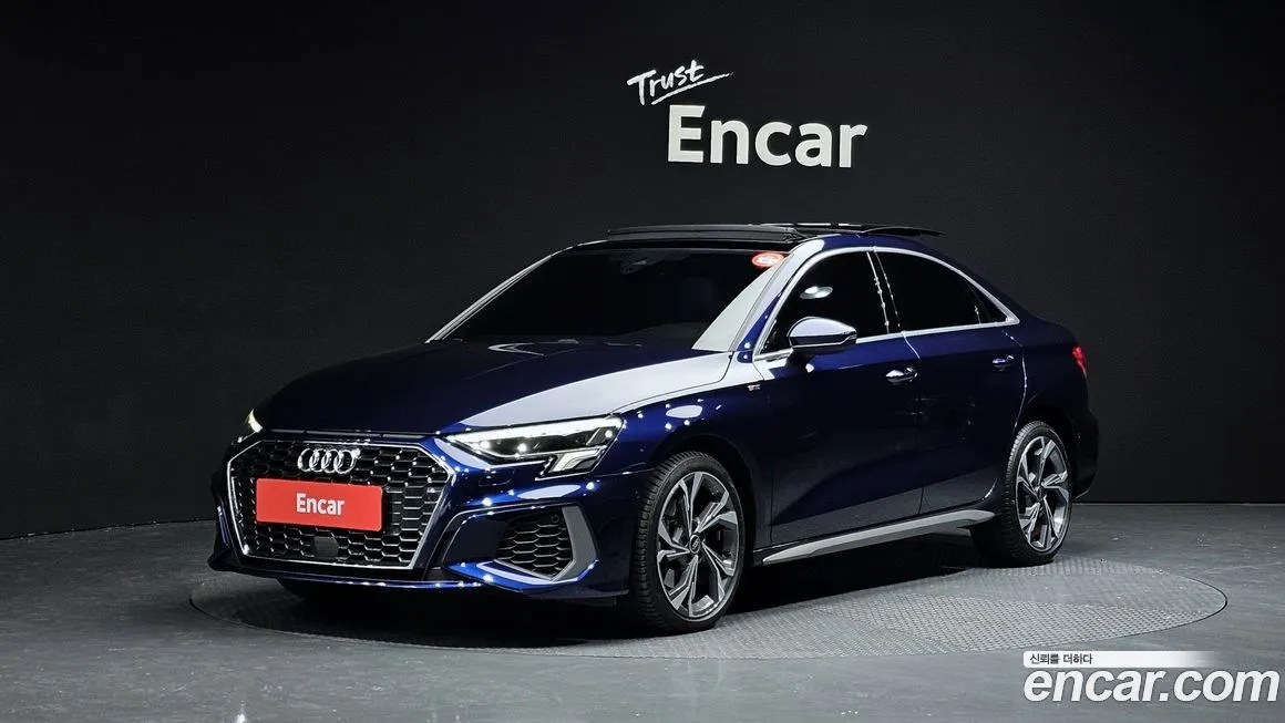 Audi A3 — фото 1