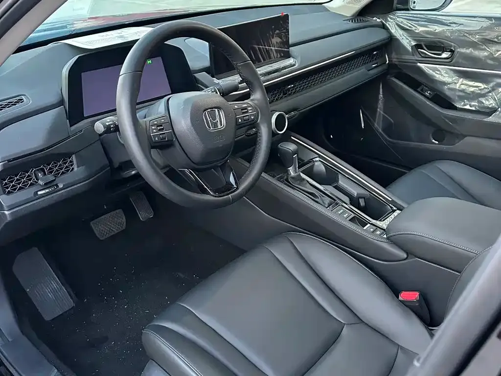 Honda Accord — фото 4