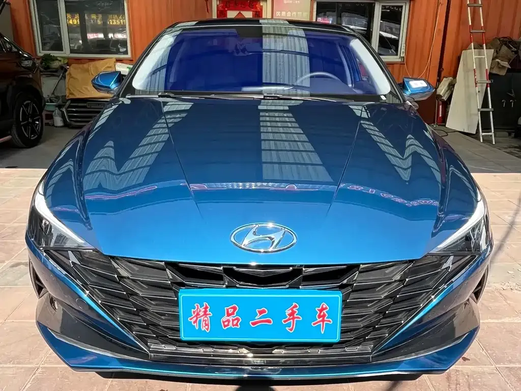 Hyundai Elantra — фото 9