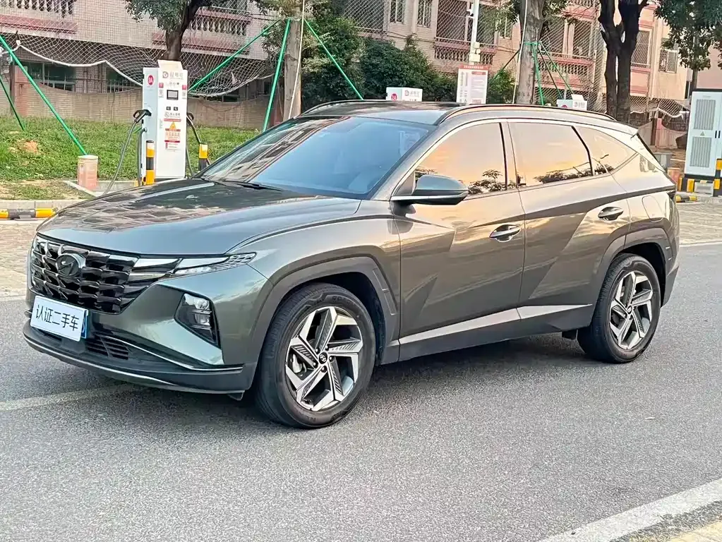 Hyundai Tucson — фото 1